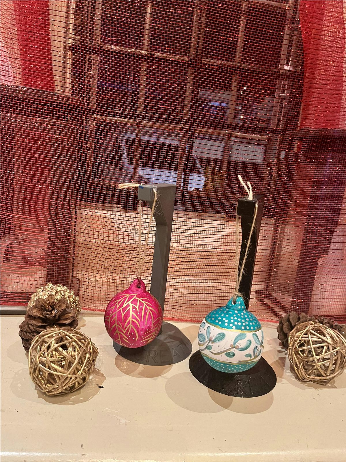 Bauble Painting at David Lloyd, Bolton