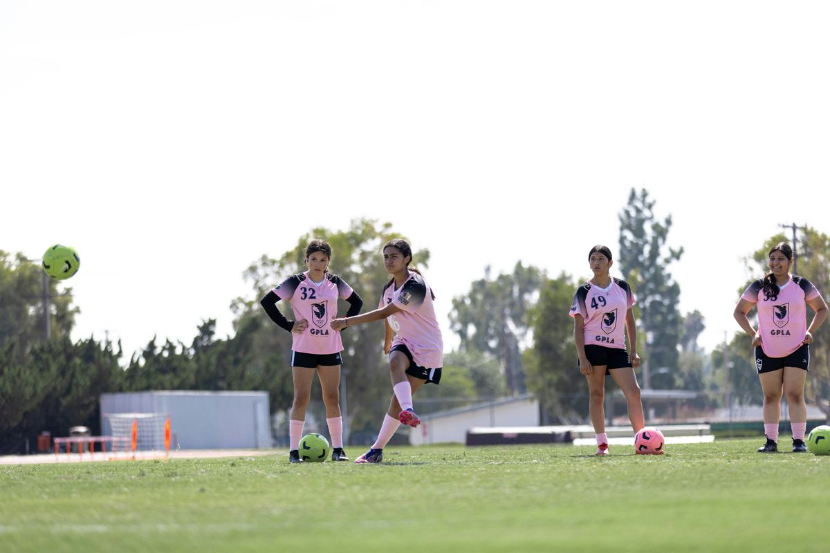 Angel City FC Community Clinic - Mt. Caramel Recreation Center