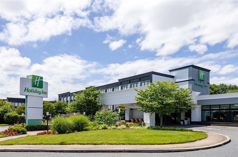 Holiday Inn  Jingle Mingle