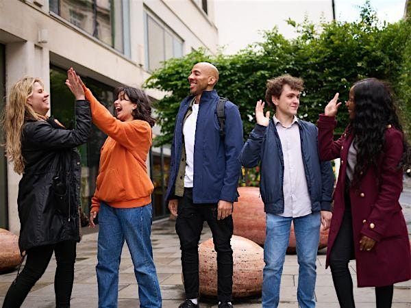 Outdoor adventure game in London - The Case of Colombia's Finest