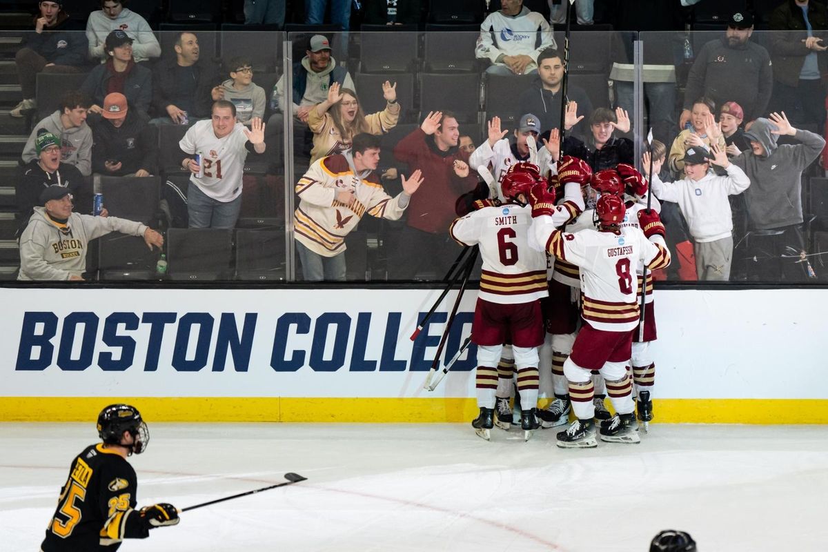 Parking Boston University Terriers at Quinnipiac Bobcats Mens Hockey