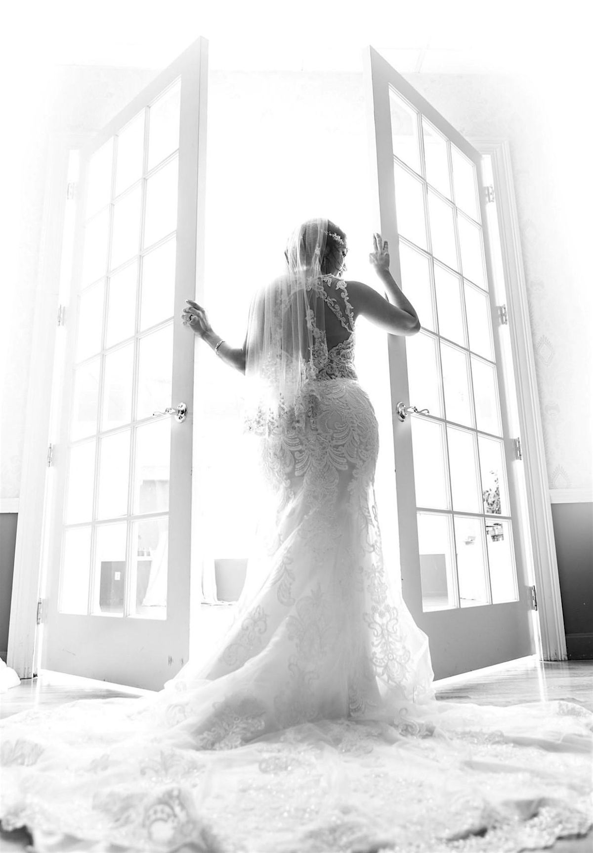 \u201cMoment in Time Bridal Expo: An Intimate Affair\u201d