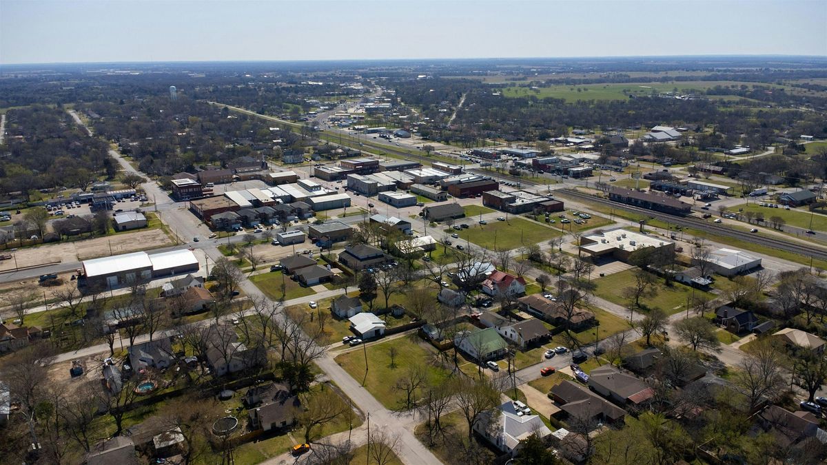Awesome Scavenger Hunt! - Wills Point's Downtown Delight!