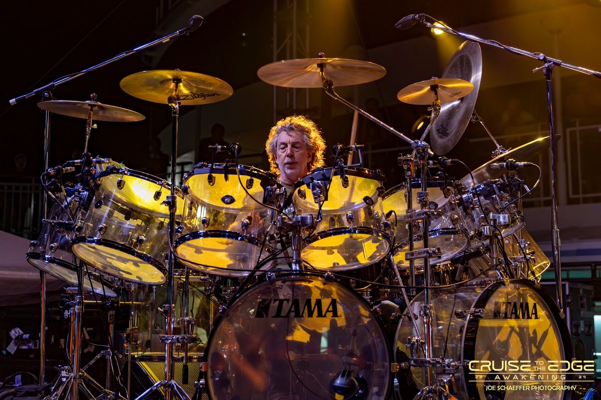 Simon Phillips