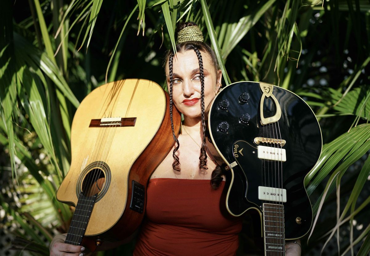 SARIYAH IDAN at Dobber's Bham