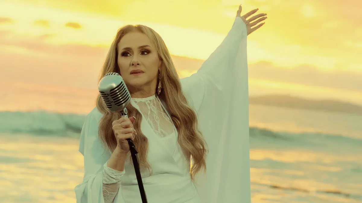 Manoella Torres in Monterrey