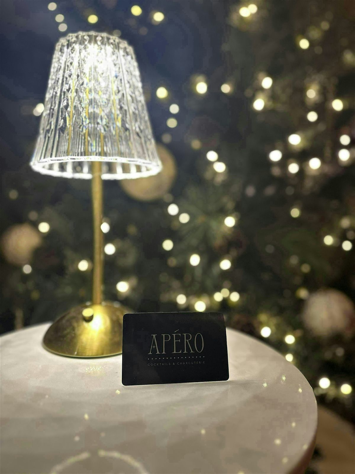 Ap\u00e9ro Presents: Holiday Cookie Decorating with Whisked Away Bakery