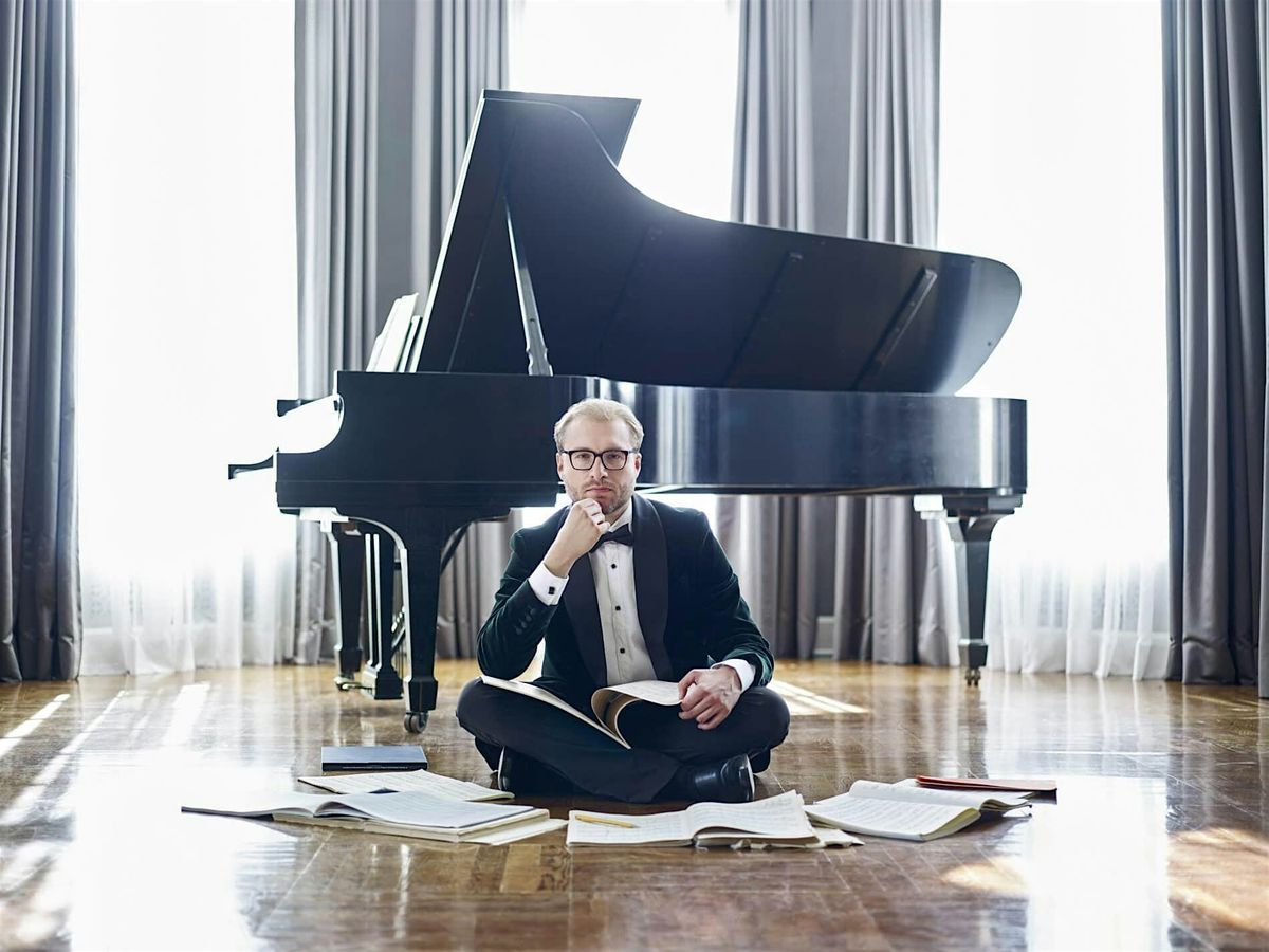 Salon 58 presents pianist Adam Golka