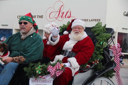 When Is Shelby N C Christmas Parade 2022 Lapeer Parade Of Lights | Lapeer Historic Court House | December 3, 2021