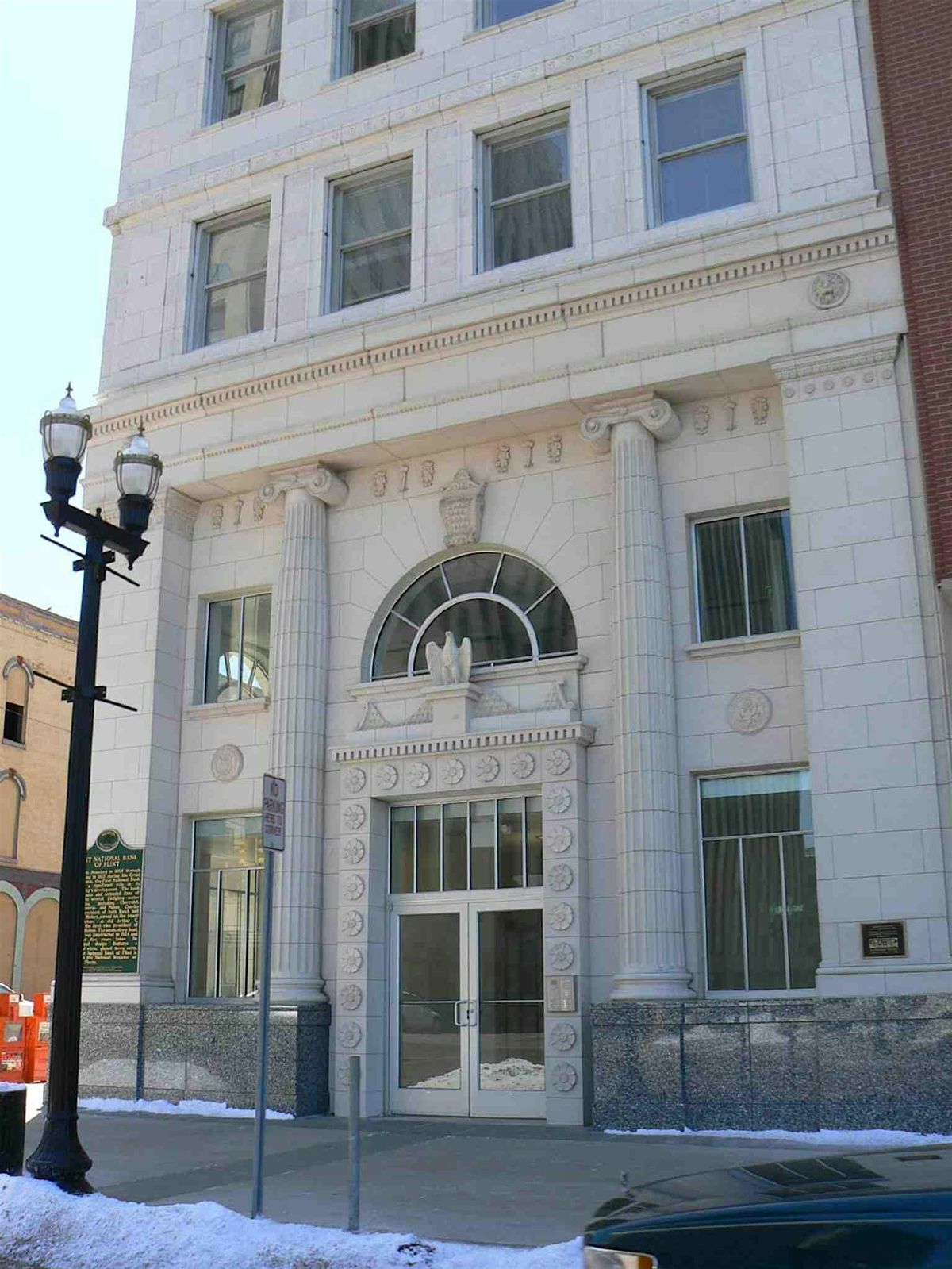 Flint Audio Tour: Carriages, Commerce & Culture Along the Riverfront