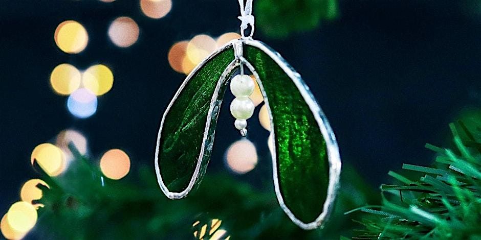 Make Your Own Festive Stained Glass Ornaments Workshop (Cambridge)