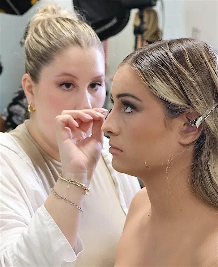 Practice Makes Perfect Class: Master Your Makeup Skills