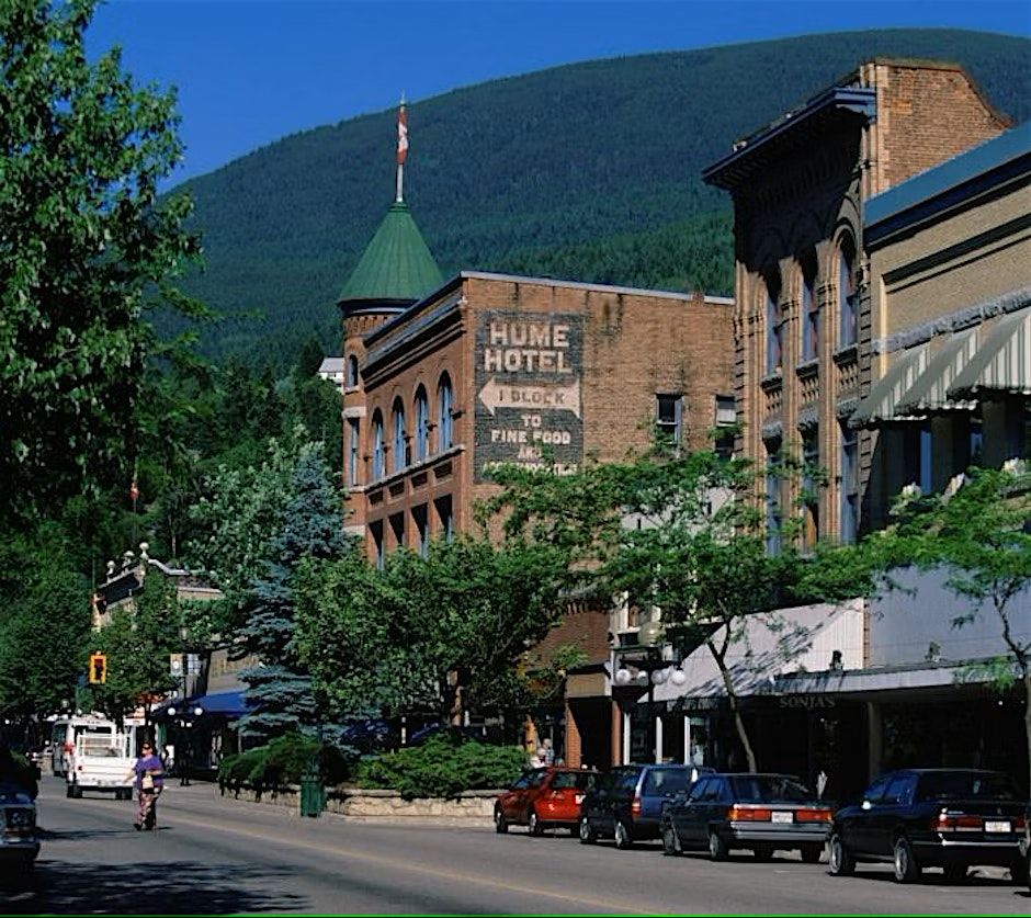 A Date Night Adventure! - Nelson\u2018s Nifty Neighborhood Hunt