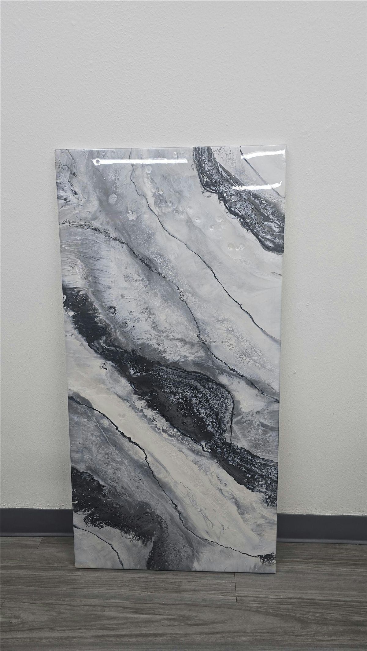 Metallic epoxy class