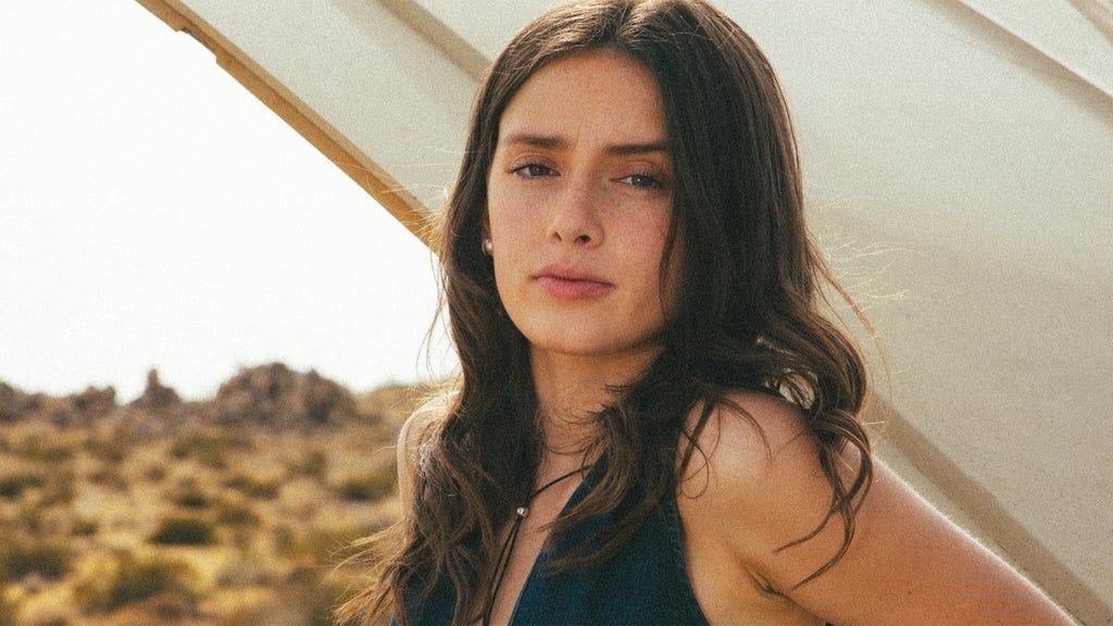 Lily Fitts - The Getting By Tour