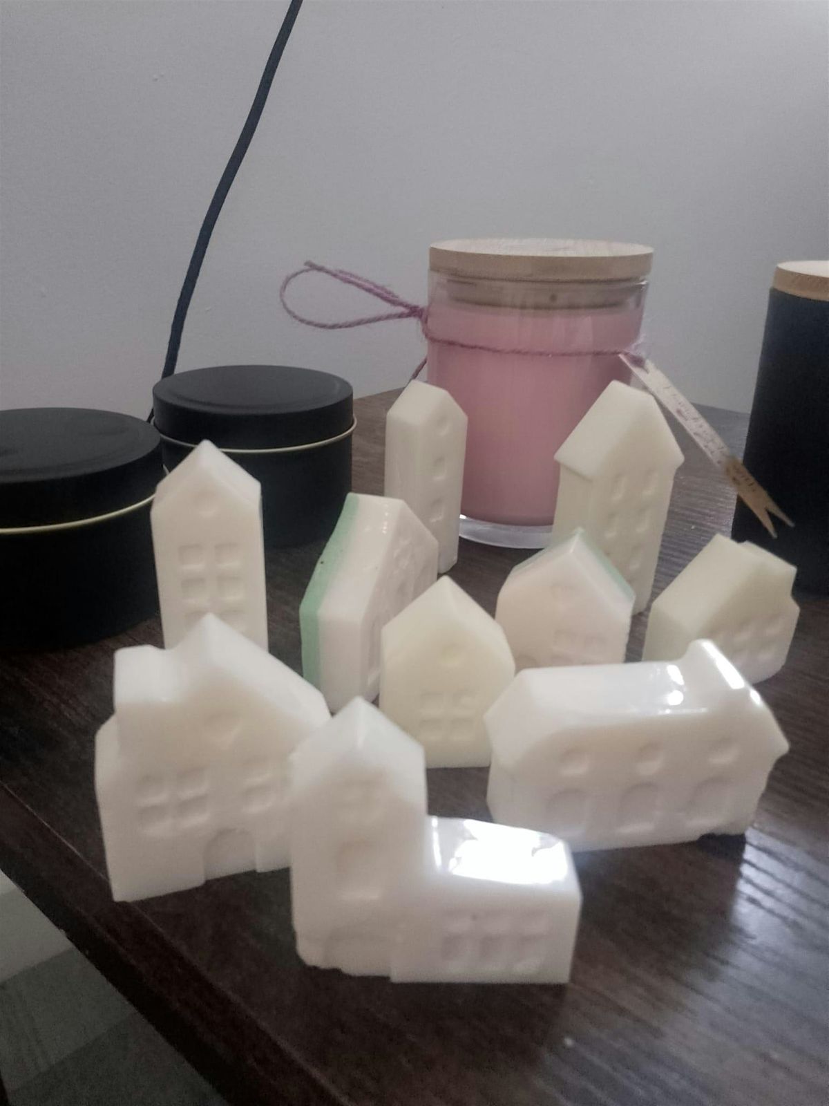 Christmas Wax Melt Workshop for people living with ME\/CFS\/Long Covid