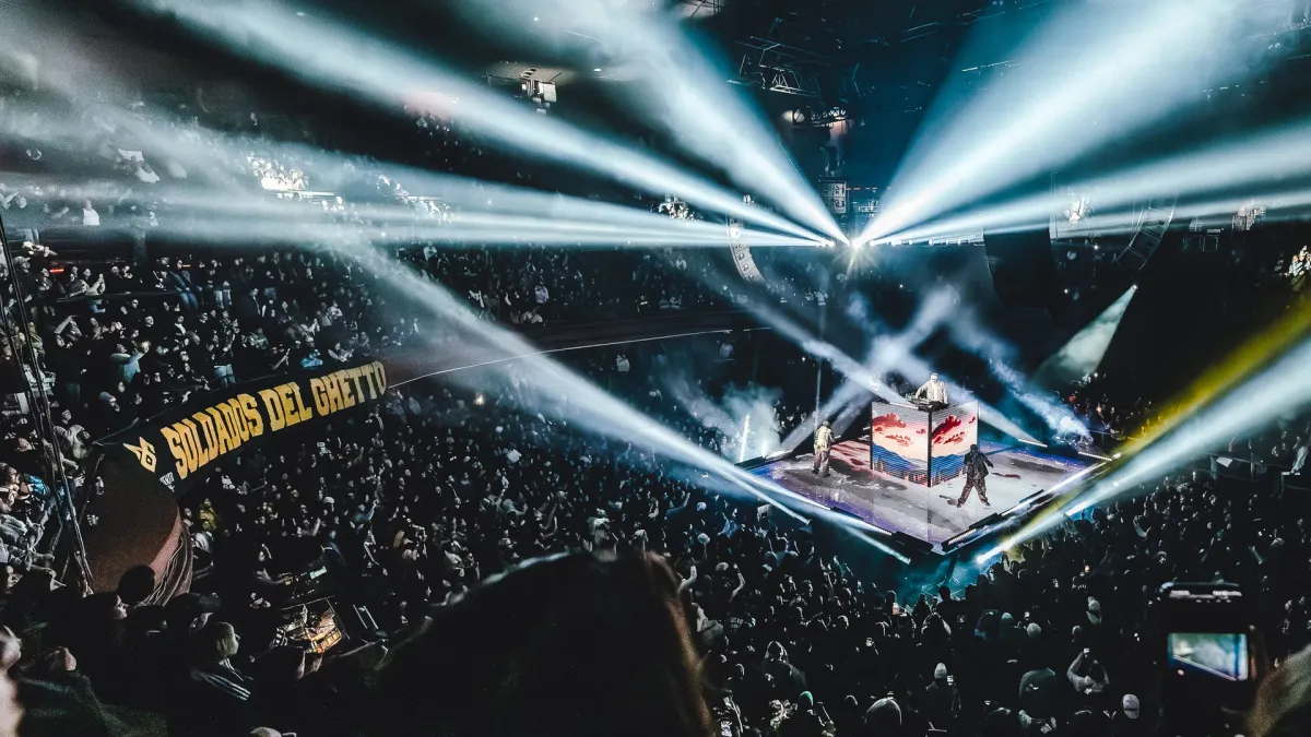 Movimiento Original in Adelaide