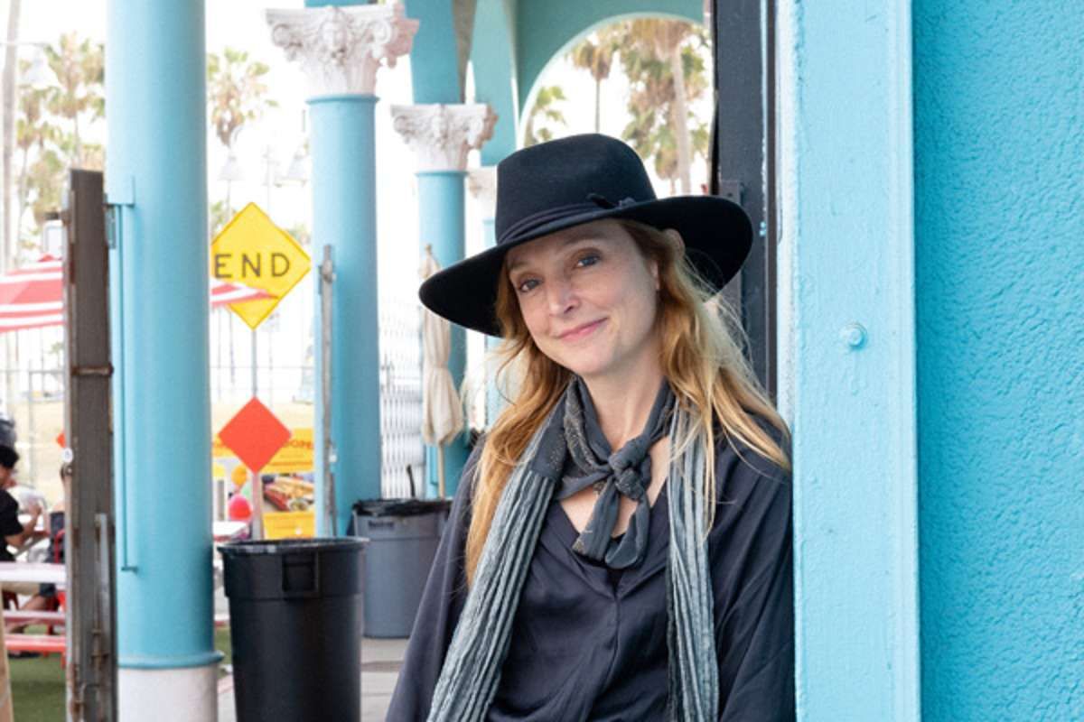 Parking Eilen Jewell