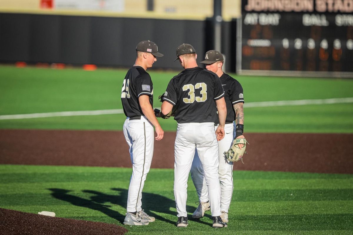 Parking Army Black Knights at Bucknell Bison Mens Basketball