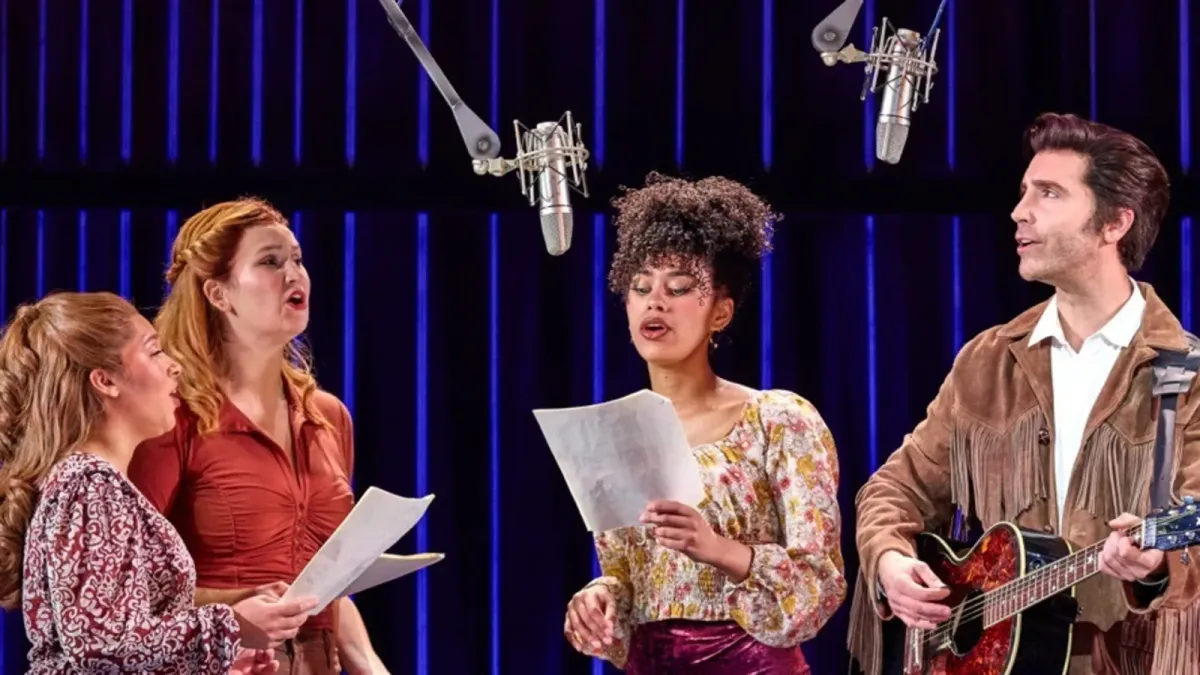 A Beautiful Noise: The Neil Diamond Musical - Minneapolis