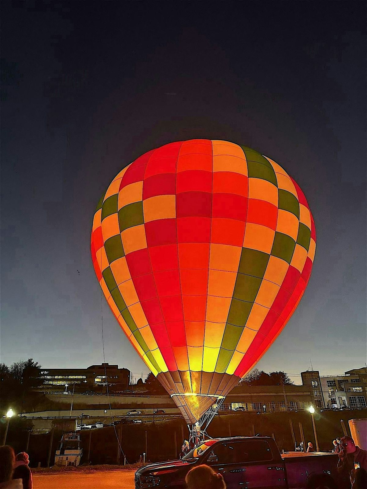 Harbor Glow! Hot Air Balloons & Harbor Cauldrons!
