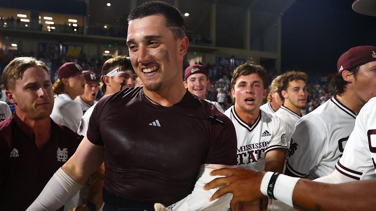 Mississippi State Bulldogs at Ole Miss Rebels Baseball at Oxford University Stadium At Swayze Field