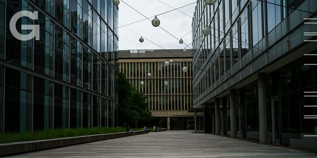 Glazer's Anniversary: Architecture Photowalk with the Leica SL3