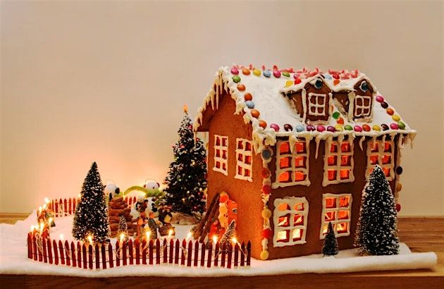 Gingerbread Showdown: Battle of the Houses!