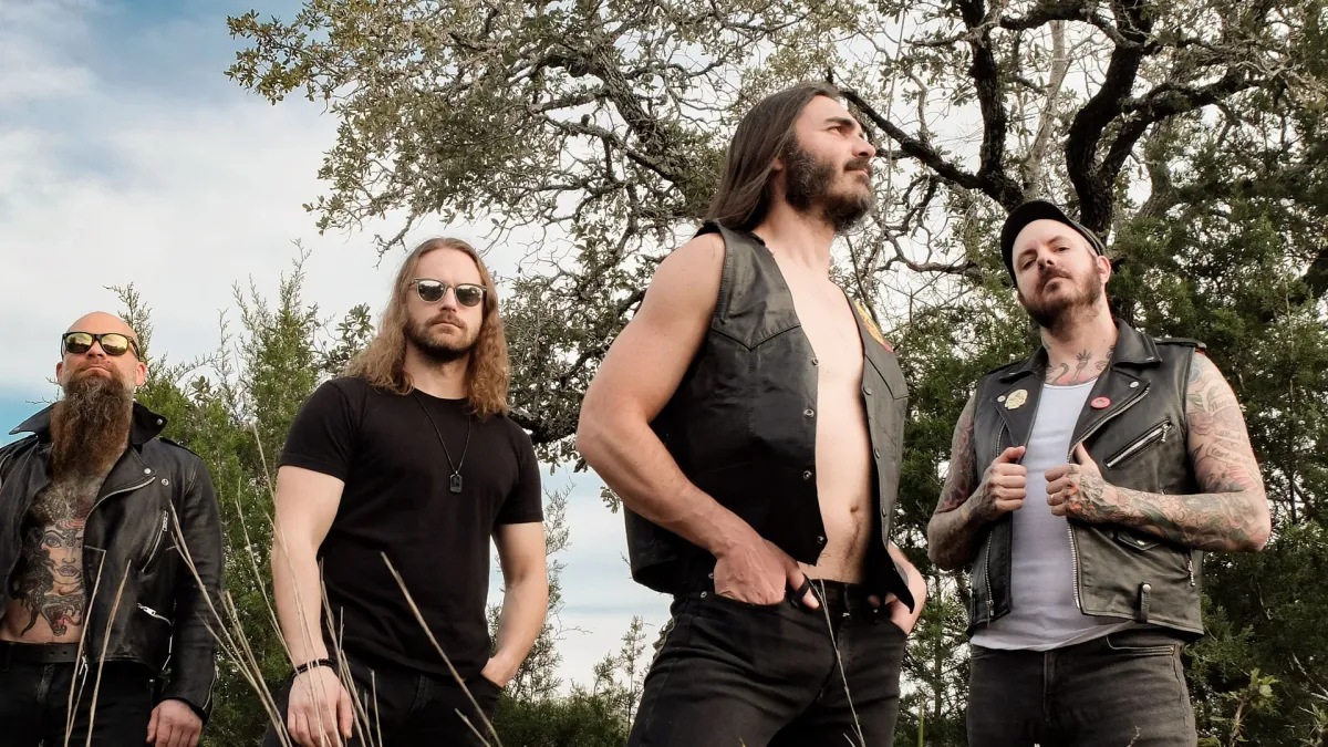 Crobot, ASOMVEL in Wolverhampton