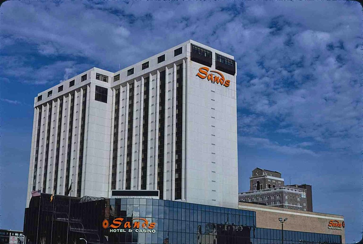 Atlantic City Audio Tour: Legends, Landmarks & Lost Glamour Downtown