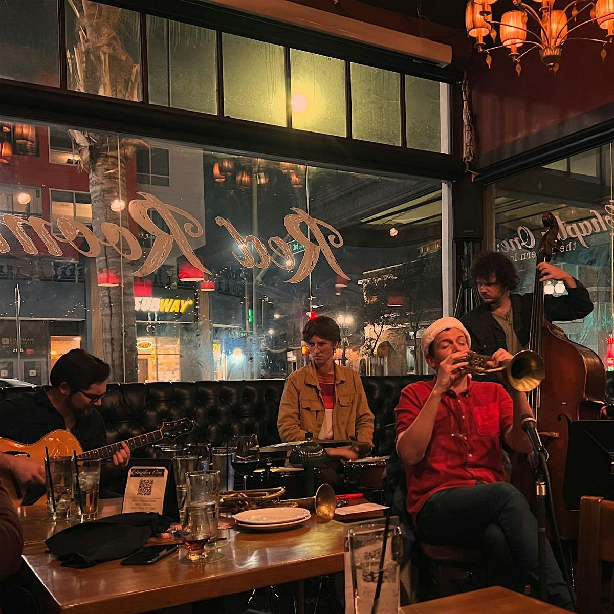 A Swingin\u2019 Christmas with the Simon Drew Quintet