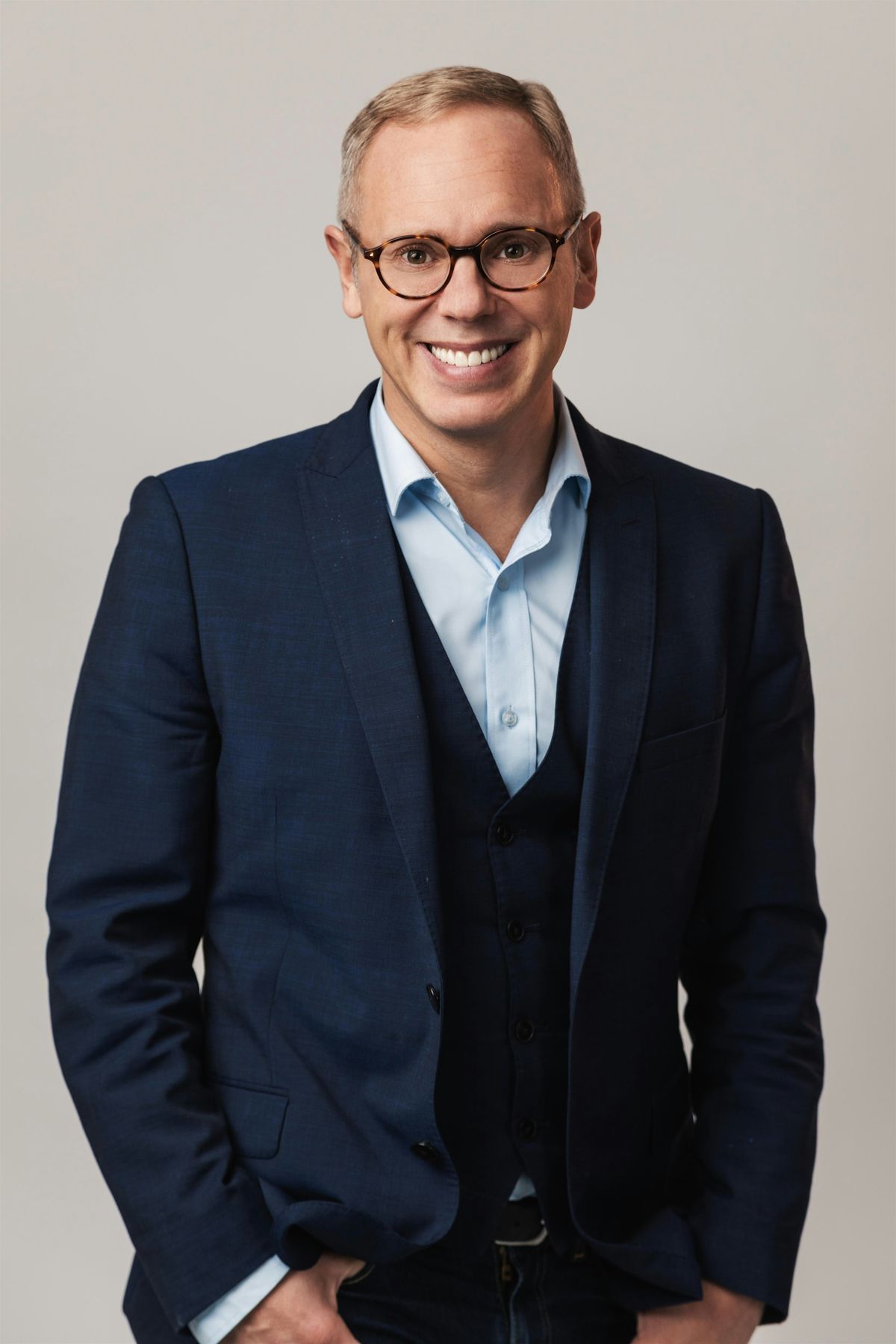 Outrageous: The Mitford Letters: Rob Rinder and Leticia Lentini