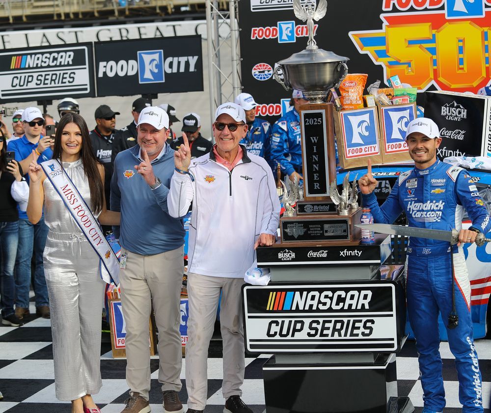 2025 Breakaway Holiday Classic - Both Sessions at Corteva Coliseum