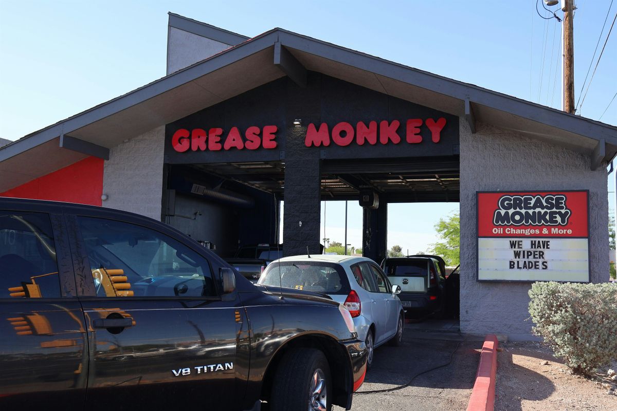 Veterans Day Appreciation Event \u2013 Free Food & 50% Off Oil Changes