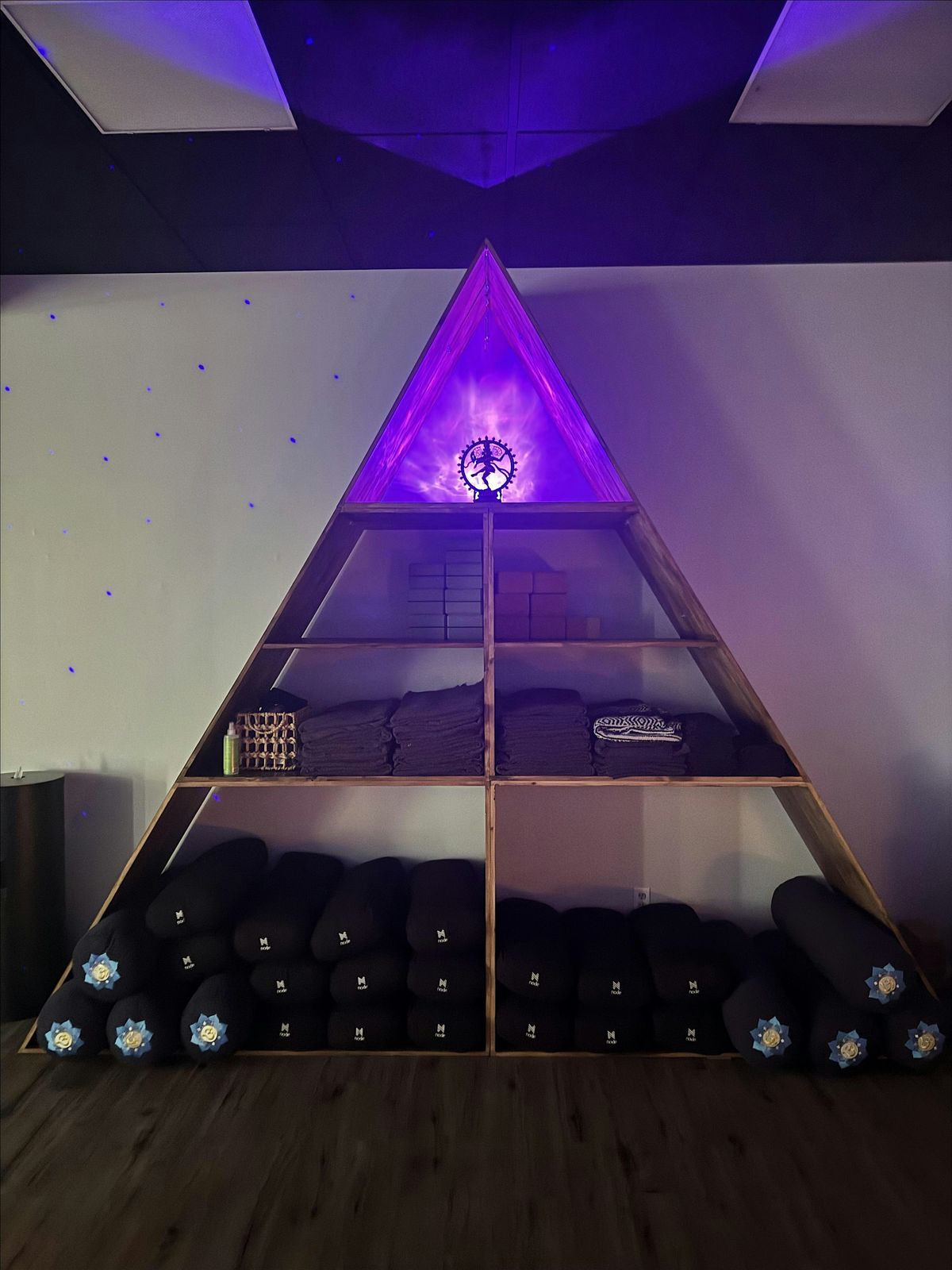 Grateful Yoga Holiday Open House