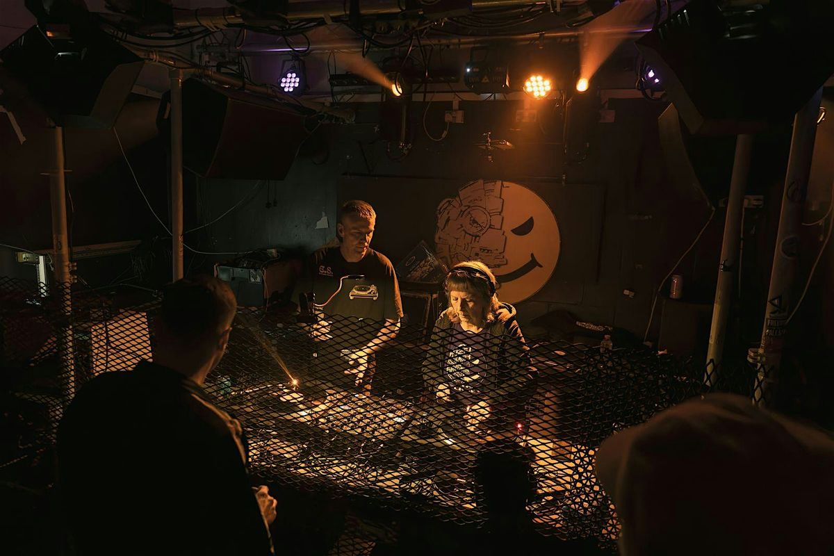 Louise Plus One & Hughesee (Distant Planet) All Vinyl DJ Set