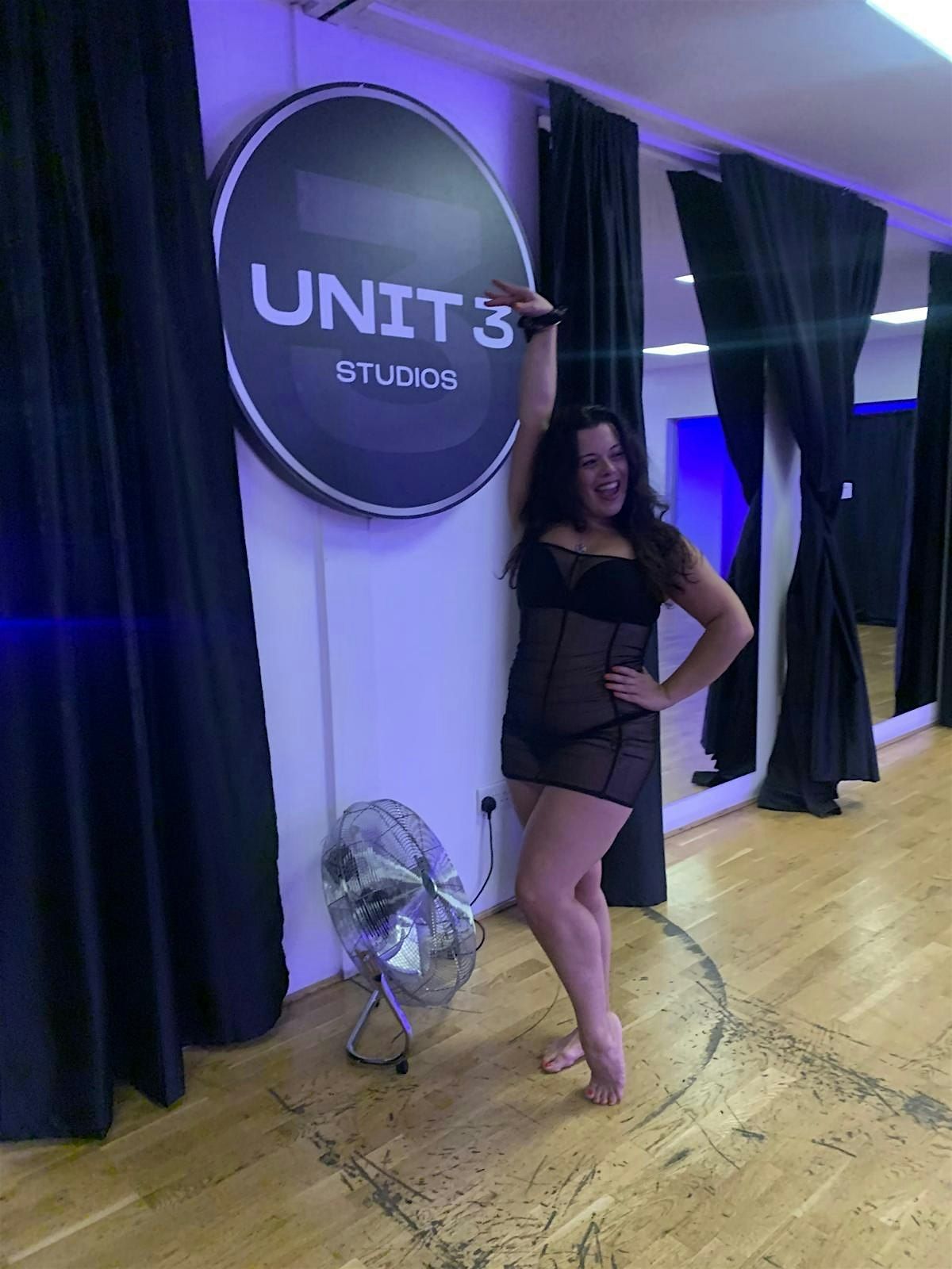 CONFI-DANCE CHRISTMAS SPECIAL