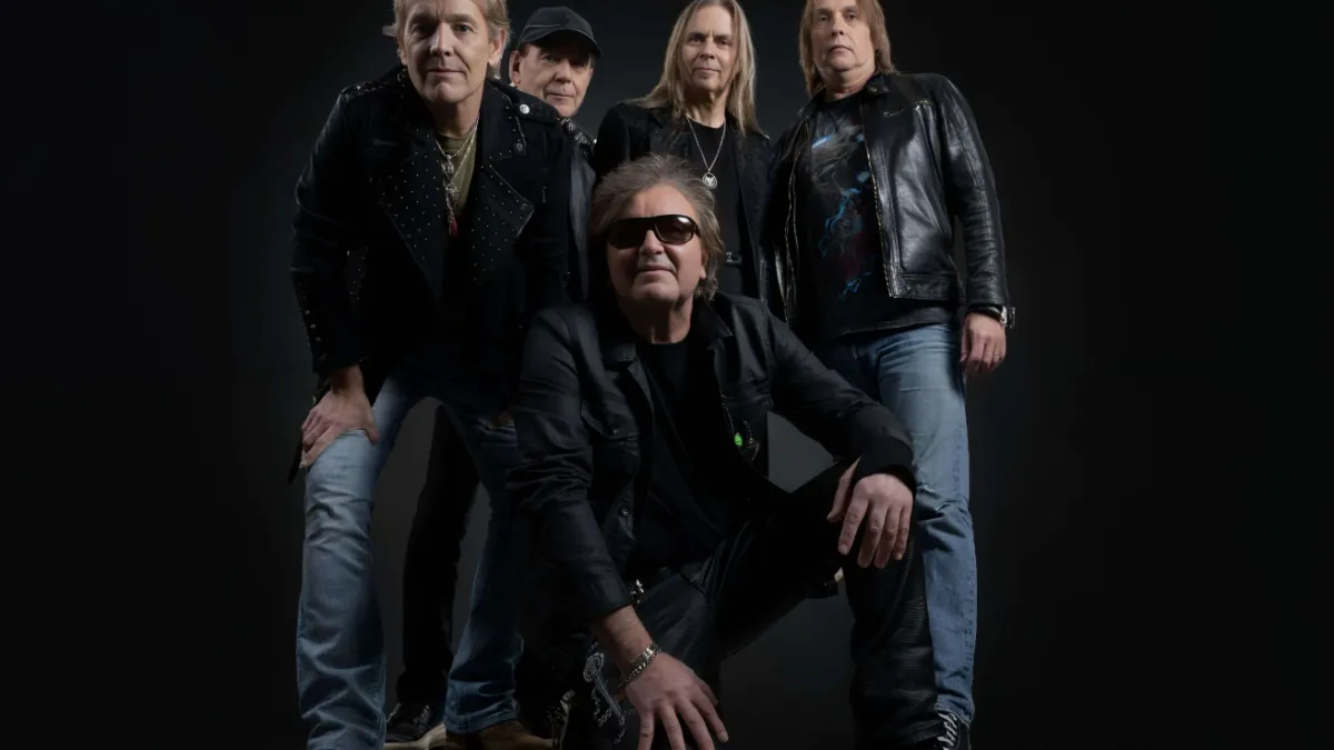 Honeymoon Suite