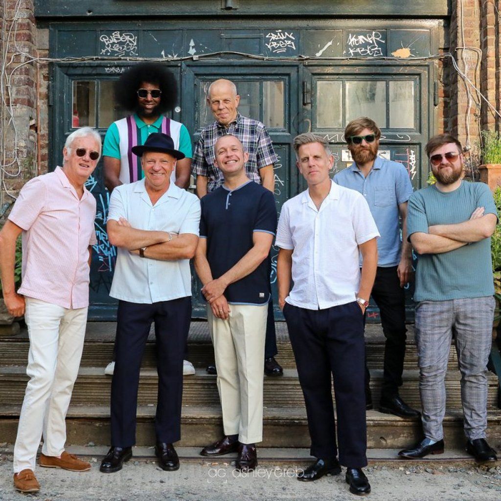 Stone Foundation - live