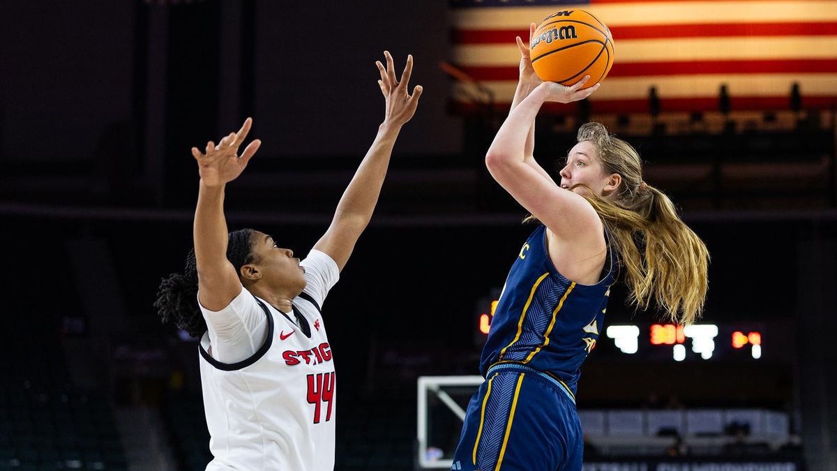 Fairfield Stags at Seton Hall Pirates Mens Basketball