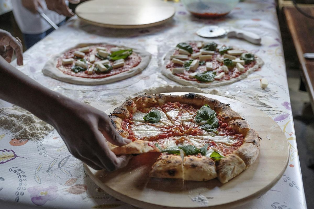 Pizza Workshop in Berlin: Make Neapolitan Pizza Yourself