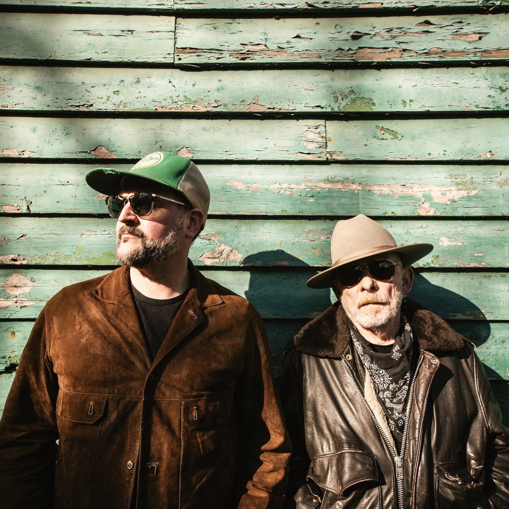 A Country Christmas: Independent Country and Johnson & Finnemore