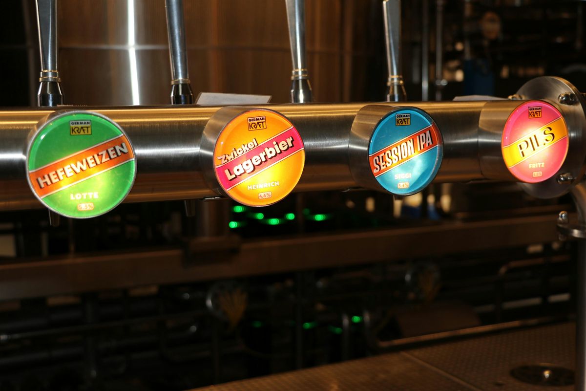 Flight Night - Elephant and Castle