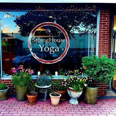 StrongHouse Yoga Studio