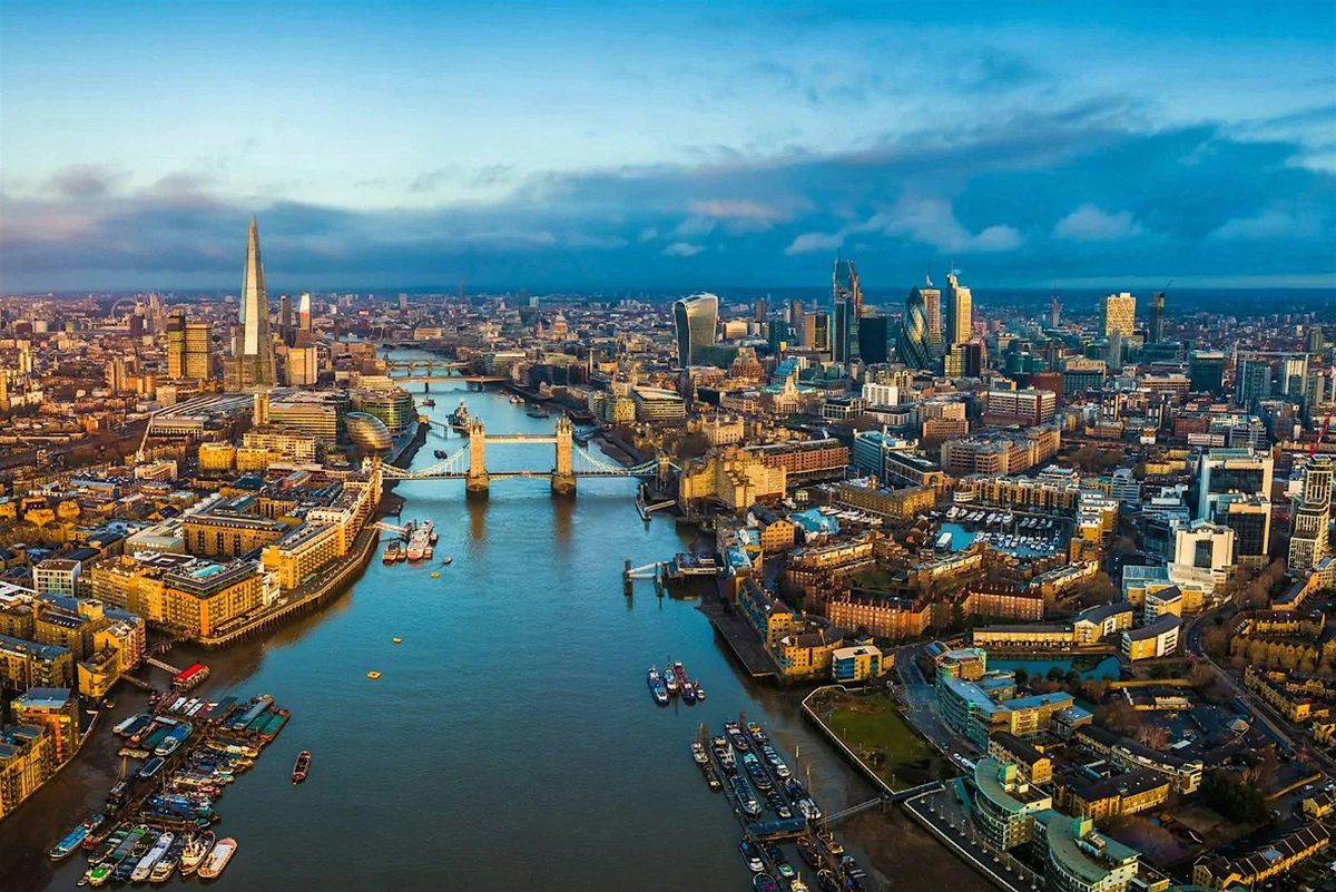 London Fun Puzzle Scavenger Hunt around the whole city! :)