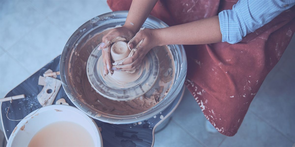 Workshop | Wheel Throwing for Beginners & Experienced Potters 4-Day (Fri)