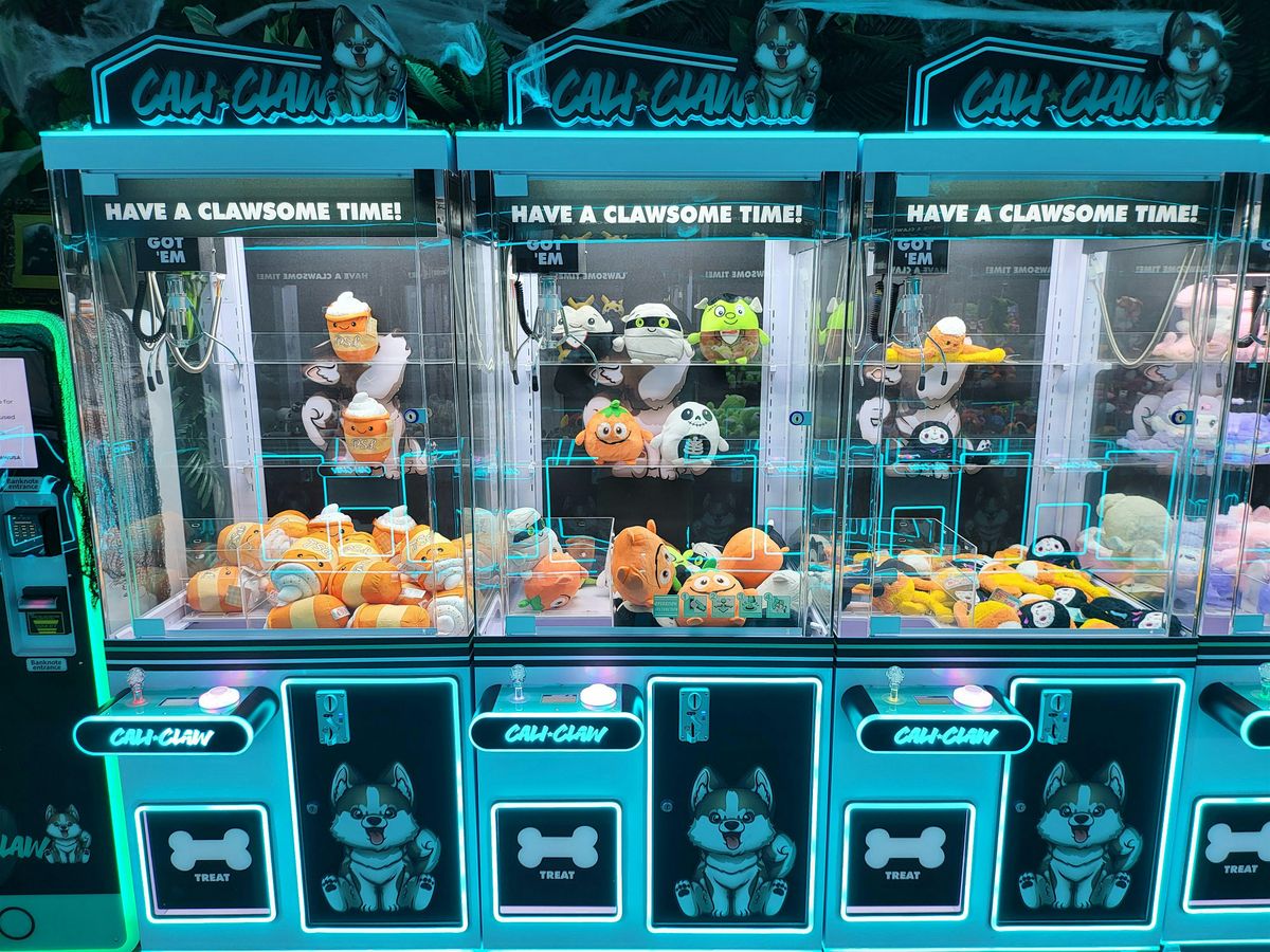 Spooktacular Claw Fest at Cali Claw Arcade
