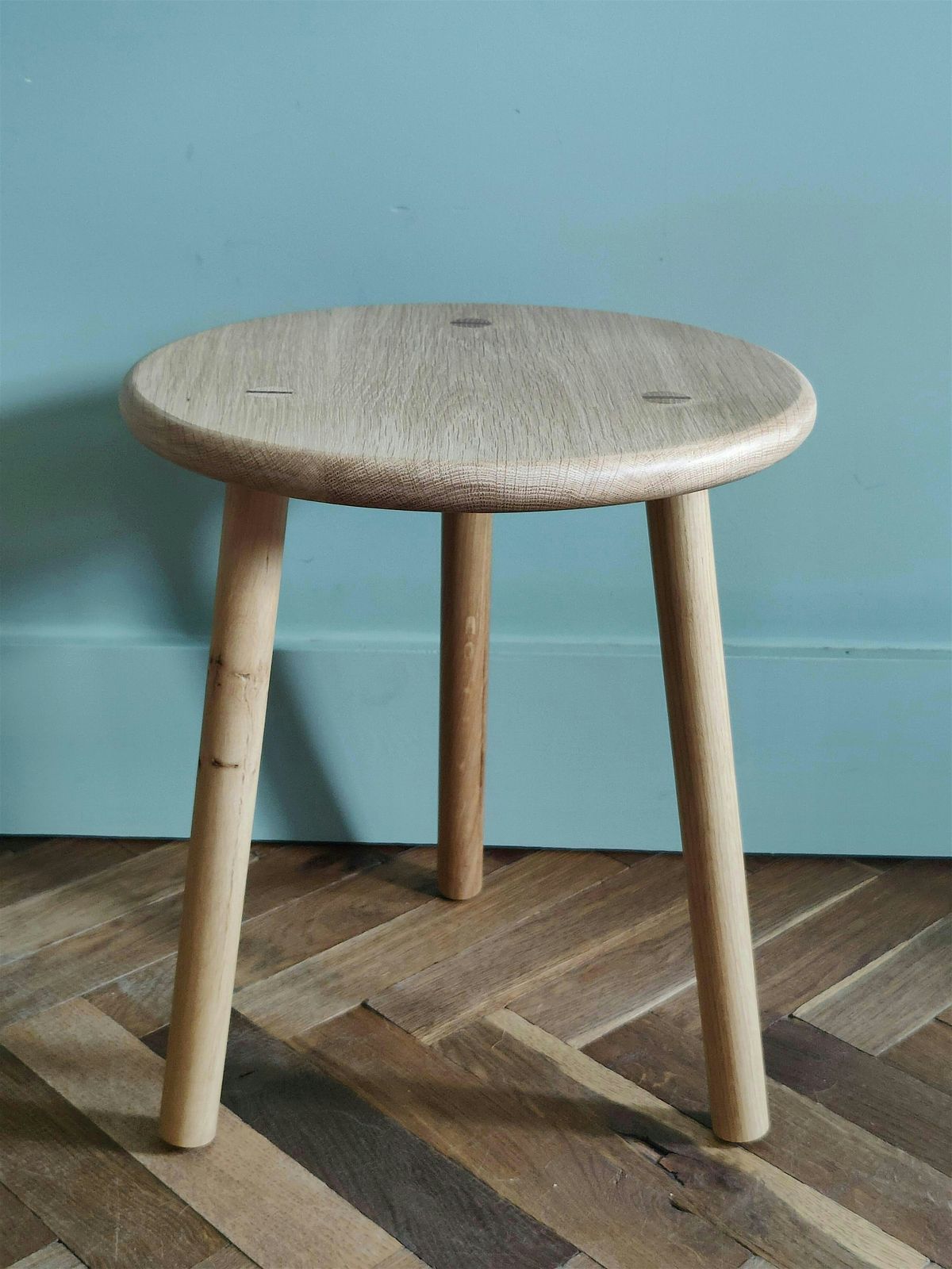 Make a Solid Oak Stool