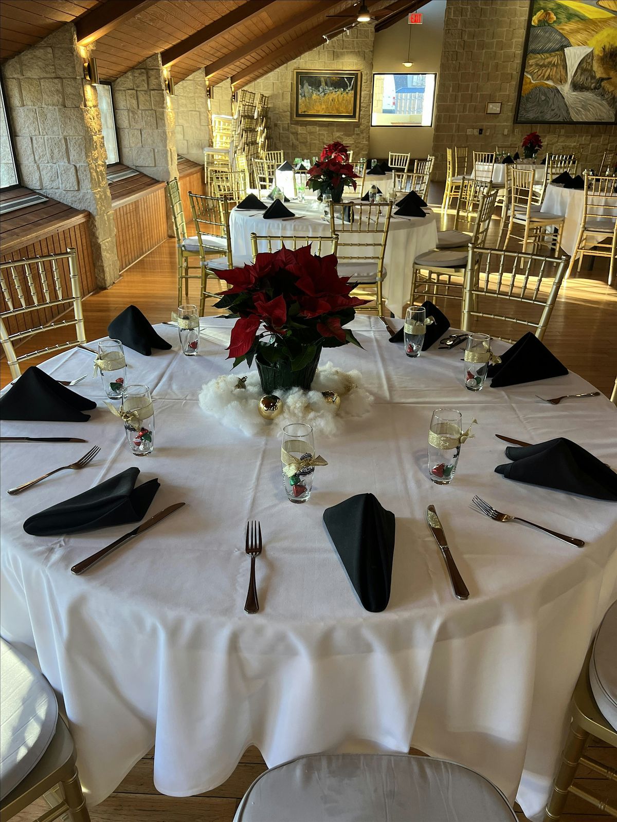 Geneva Lakes Women's Association December Meeting