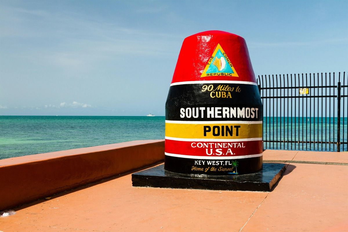Key West Scavenger Hunt Walking Tour & Game